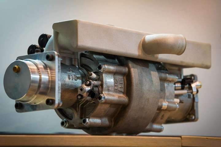 Розроблено однопоршневий водневий двигун вагою всього 10 кг