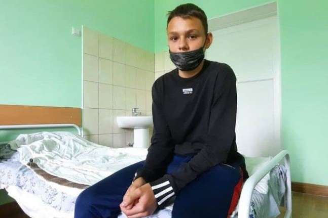 На Кіровоградщині юних футболістів під час матчу побили вболівальники
