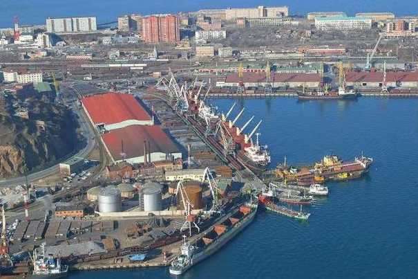 ЮГОК просит премьера разобраться в отказе порта «Южный» согласовывать объемы перевалки ЖРС на июнь