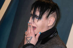 Мериліна Менсона звинувачують у зґвалтуванні та сексуальному насильстві.