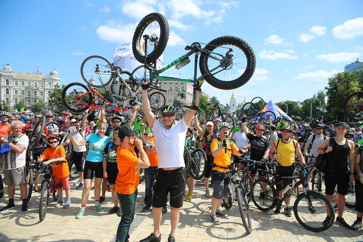 У суботу столицю заполонять 10 тисяч велосипедистів