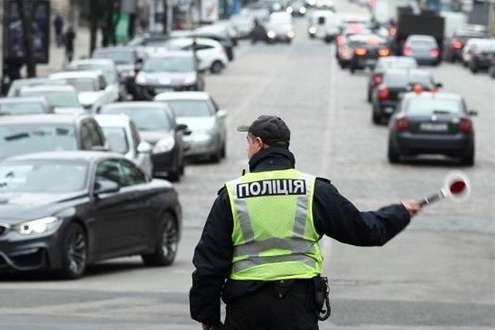 Українцям пропонують заробляти на водіях-порушниках: 10% від штрафу