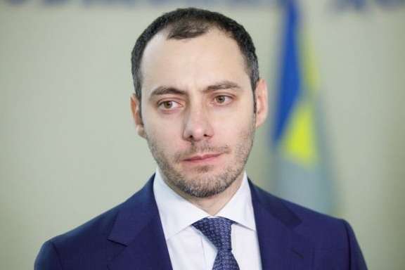 Новий міністр інфраструктури взяв радником екс керівника Укрзалізниці