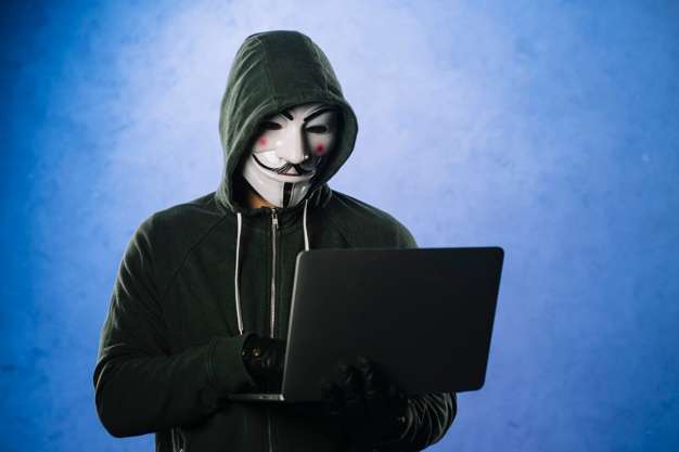 Хакери з Anonymous «оголосили війну» Ілону Маску (відео)