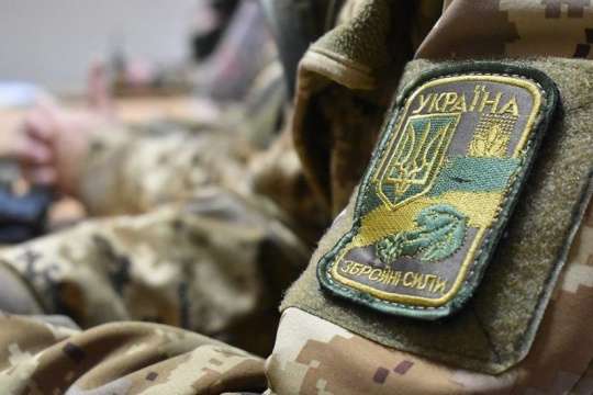 На Донбасі військовий підірвався на невідомому вибуховому пристрої