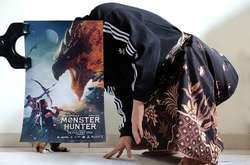 Собаки, кошки и постеры из известных фильмов: забавные коллажи фотографа из Малайзии