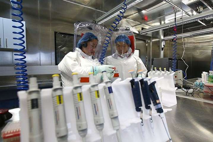 СМИ: отчет США подтвердил вероятность утечки коронавируса из лаборатории Уханя