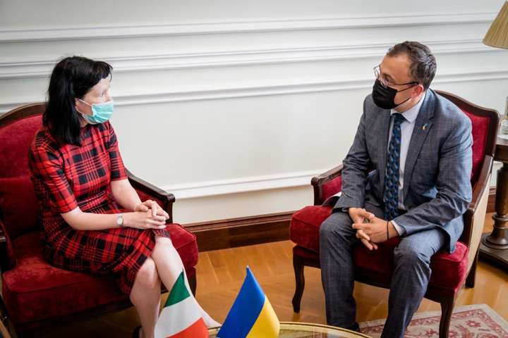 Ирландия открыла посольство в Украине