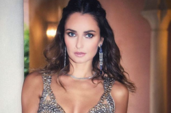 40-летняя внучка Чапкиса сверкнула роскошными формами в облегающем платье (фото)