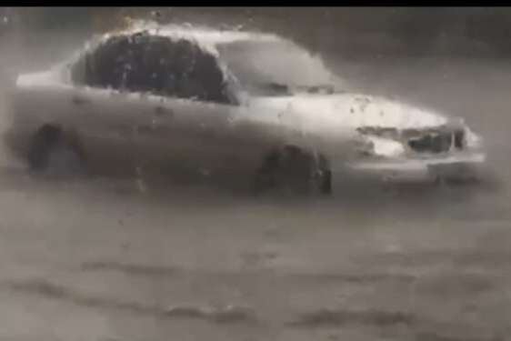 Потоп на Запоріжжі: стихія зруйнувала дороги та знищила майно (фото, відео)