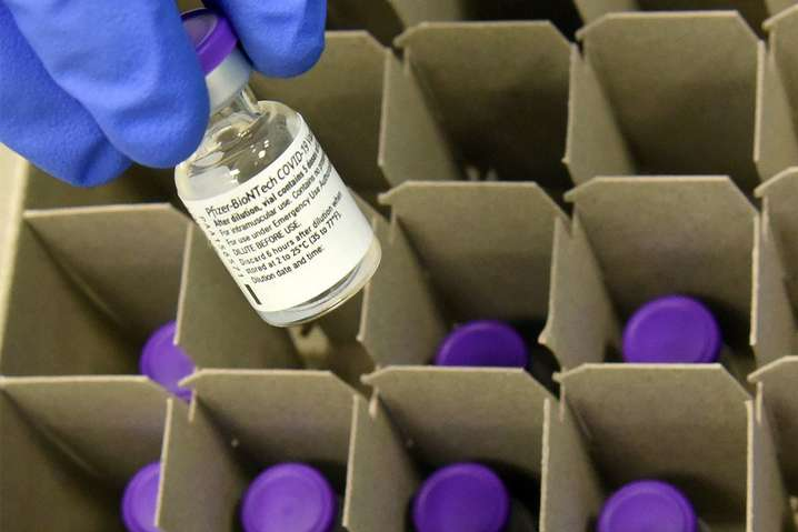 США купят 500 млн доз вакцины Pfizer, чтобы раздать другим странам – СМИ