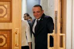 Скандальний «слуга» Бужанський просить 19,5 тис. грн на квартиру в Києві 