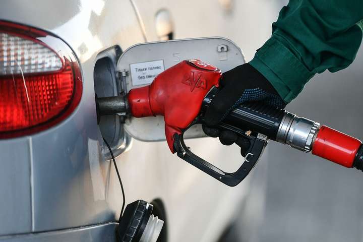 Свіжі дані. Яка ситуація в Україні з цінами на бензин та автогаз