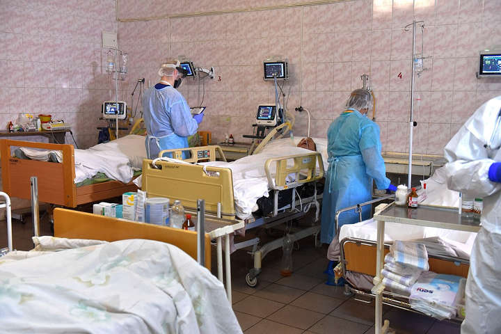 Минулої доби в Україні виявили понад тисячу нових випадків Covid-19