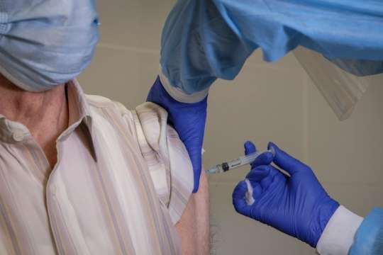 В Україні від Covid-19 повністю вакциновано 230 тисяч людей