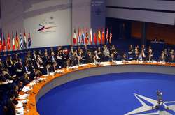 НАТО буде переглядати стратегічну концепцію для відповіді Росії