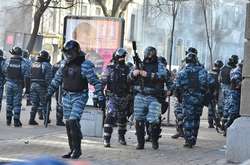 Справа Майдану: двох «беркутівців» засудили до трьох років в'язниці