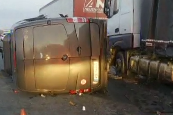 В Румынии перевернулся автобус с украинцами, есть жертва и много пострадавших