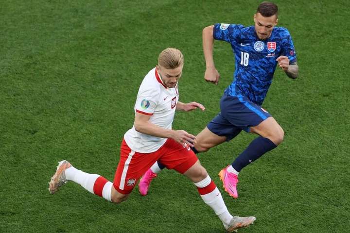 Воротар поляків забив найшвидший гол в історії Євро