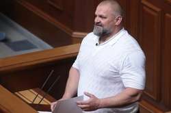 Нардеп Вірастюк у перший робочий день потрапив у скандал