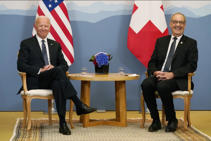 Байден провів зустріч із президентом Швейцарії в Женеві