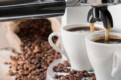 У Європі може початися дефіцит шоколаду і кави