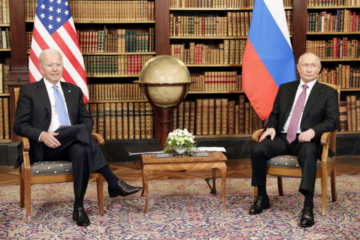 Путін і Байден завершили двогодинні переговори у вузькому форматі