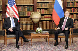 Далі, як очікується, президенти повинні перейти до розширеного формату переговорів