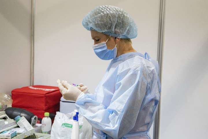У прифронтовому Торецьку відкрили центр вакцинації