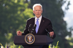 Байден предупредил Путина о последствиях смерти Навального