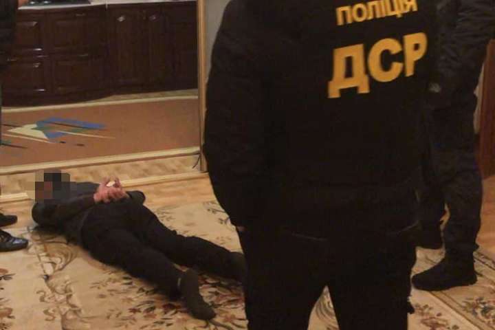 На Київщині судитимуть наркоторговців, що налагодили «бізнес» у колонії