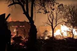 В Ужгороді горіло ромське поселення (відео)