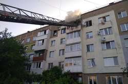 Витягали з вікна п’ятого поверху. На Івано-Франківщині під час пожежі врятували дівчинку