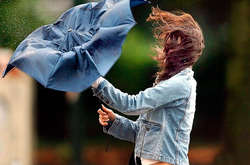 У Києві та області оголошено штормове попередження