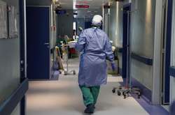 В Італії почали звільняти медиків, які відмовилися від щеплення