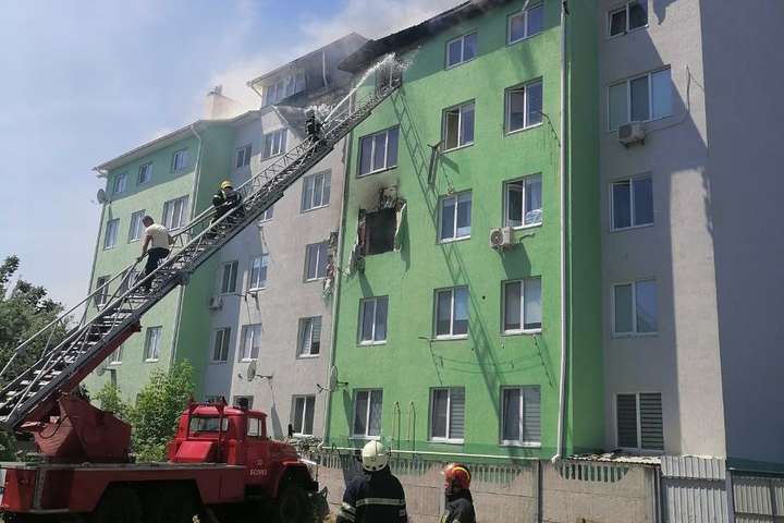 Рятувальники назвали попередню причину вибуху в будинку під Києвом