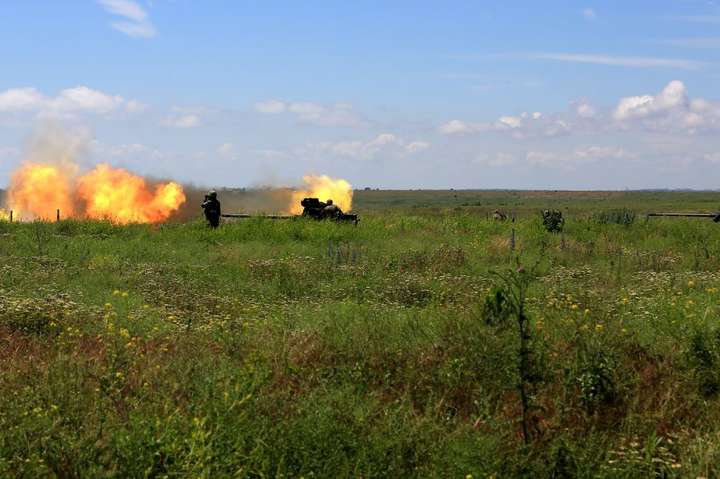 Доба на Донбасі: Окупанти 14 разів обстрілювали українські позиції
