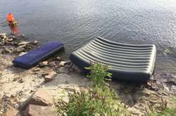 На Київському морі другу добу шукають зниклих чоловіка й дитину