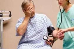 Повні медобстеження кожні два роки. Зеленський розповів, як рятуватиме життя громадян 