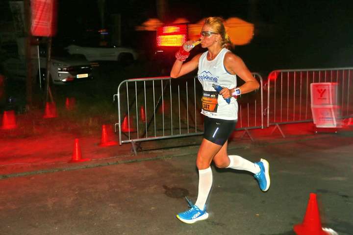 Мама з Одеси побила рекорд у бігу на 100 кілометрів