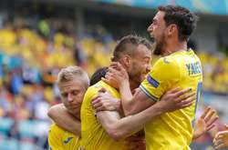 Вихід України у плей-оф Євро: посли Швеції та Польщі влаштували веселий батл мемами