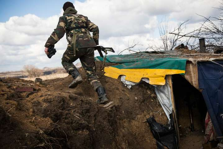 Обострение на Донбассе: боевики 22 раза нарушили режим тишины
