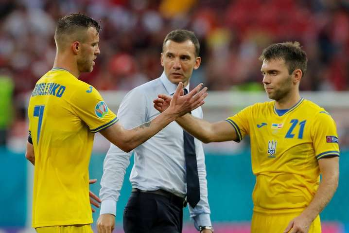 Украинская сборная будет играть против Швеции - Сборная Украины впервые в истории вышла в плей-офф Евро