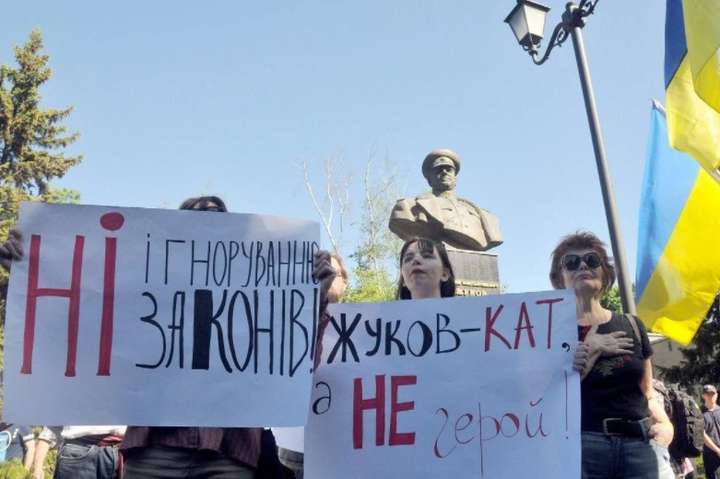 «Нехай буде»: Зеленський не проти проспекту «маршала Перемоги» Жукова у Харкові