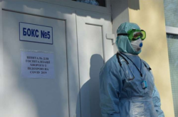 За все время пандемии в Украине заразились коронавирусом 2,2 миллиона человек