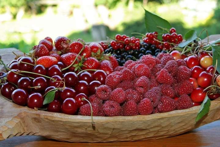 Їсти досхочу. В Україні добряче знизяться ціни на сезонну ягоду