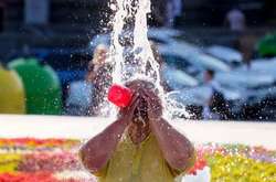 Українці варто трохи зачекати і спекотні дні розбавить прохолода