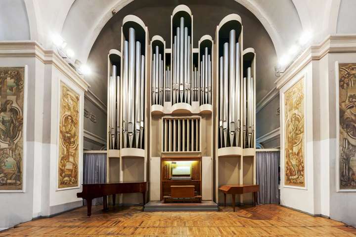 Московська церква не пускає музикантів до органної зали у Дніпрі