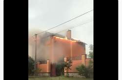 У селі під Києвом блискавка підпалила будинок