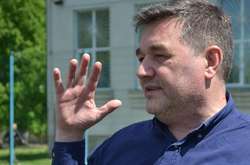 Мовознавець Юрій Шевчук: Закон про обов’язковість переходу на українську сфери обслуговування заслуговує на критику